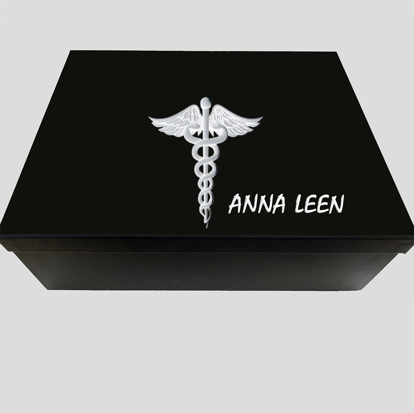 Engraved Wine Decanter. Wine lovers.