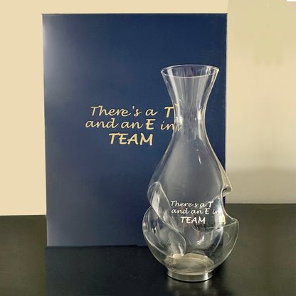 Engraved Wine Decanter. Wine lovers. 750ml