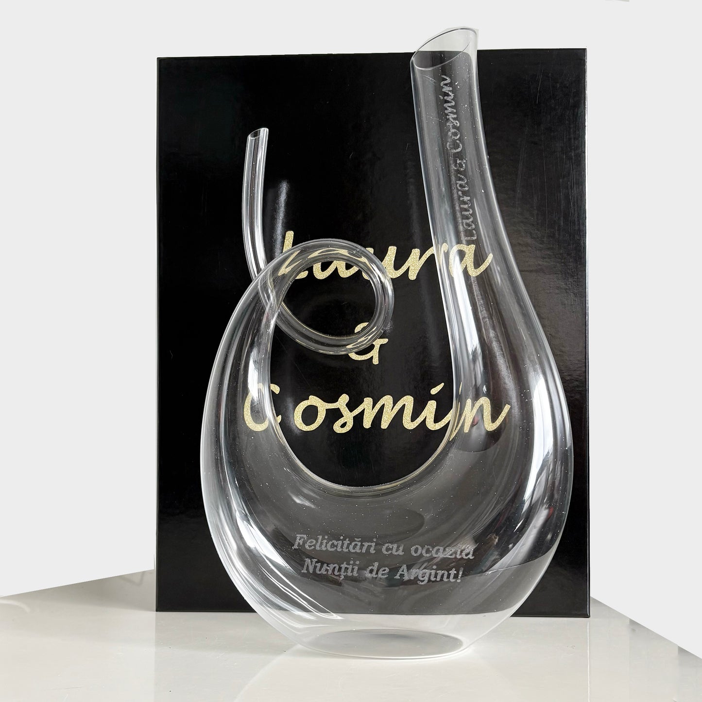 Engraved Wine Decanter. Wine lovers.