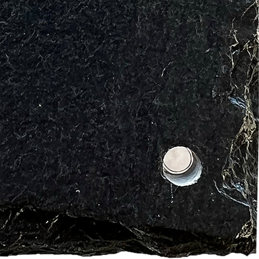 YES, 4 HOLES ON THE PLAQUE