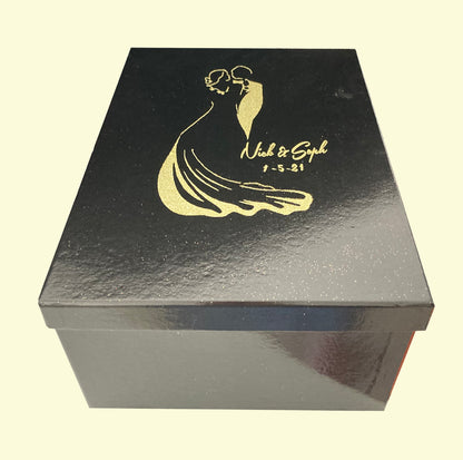 Engraved Wine Decanter. Wine lovers.