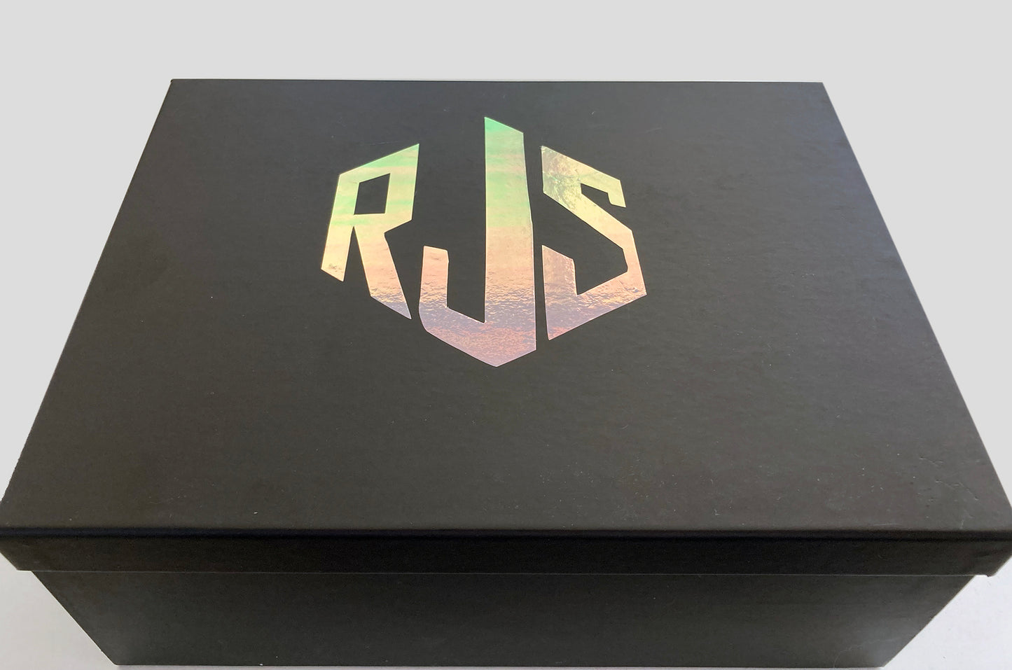 YES, Gift Box, please.