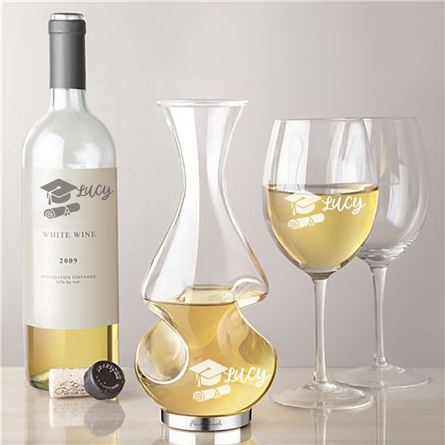Engraved Wine Decanter. Wine lovers. 750ml
